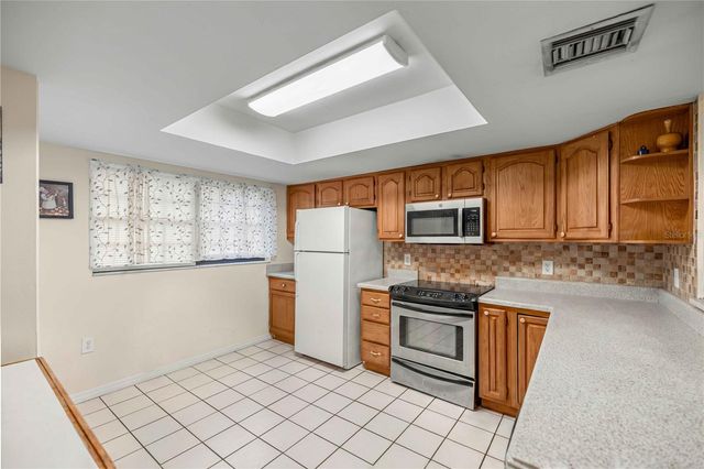 964 5TH STREET 964, Clermont, FL 34711