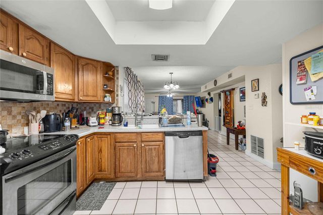 964 5TH STREET 964, Clermont, FL 34711