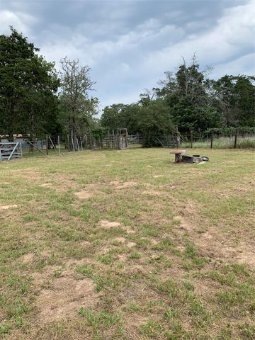 276 Ott RD, Rosanky, TX 78953
