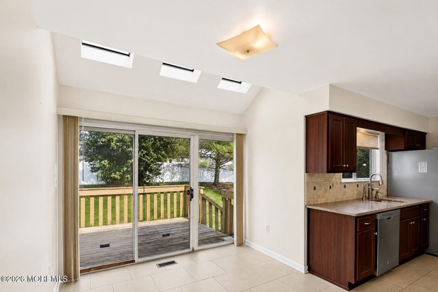 1 Cherry Creek Drive, Matawan, NJ 07747