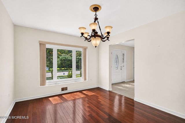 1 Cherry Creek Drive, Matawan, NJ 07747