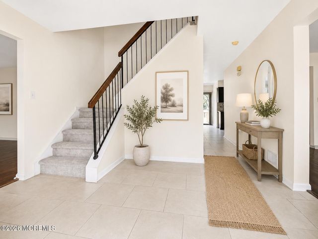 1 Cherry Creek Drive, Matawan, NJ 07747