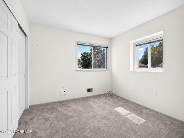 1 Cherry Creek Drive, Matawan, NJ 07747