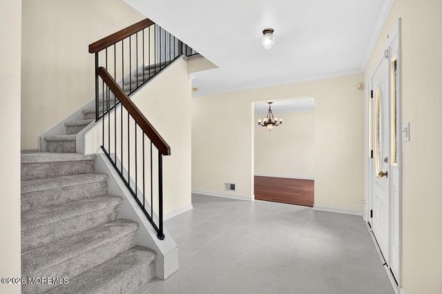 1 Cherry Creek Drive, Matawan, NJ 07747