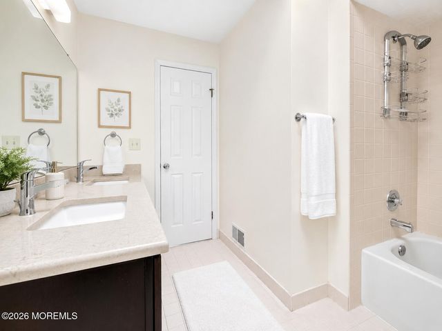 1 Cherry Creek Drive, Matawan, NJ 07747