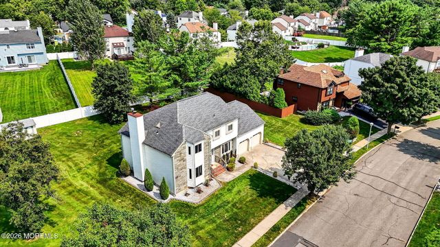 1 Cherry Creek Drive, Matawan, NJ 07747