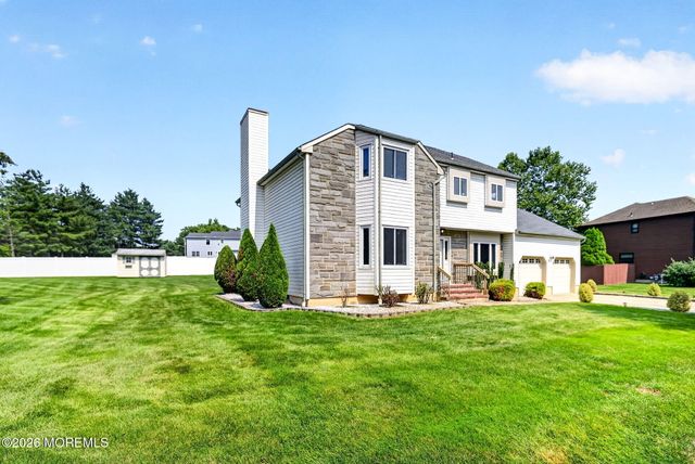 1 Cherry Creek Drive, Matawan, NJ 07747