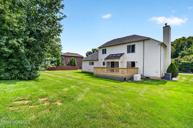 1 Cherry Creek Drive, Matawan, NJ 07747