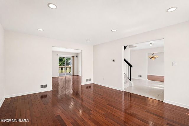 1 Cherry Creek Drive, Matawan, NJ 07747