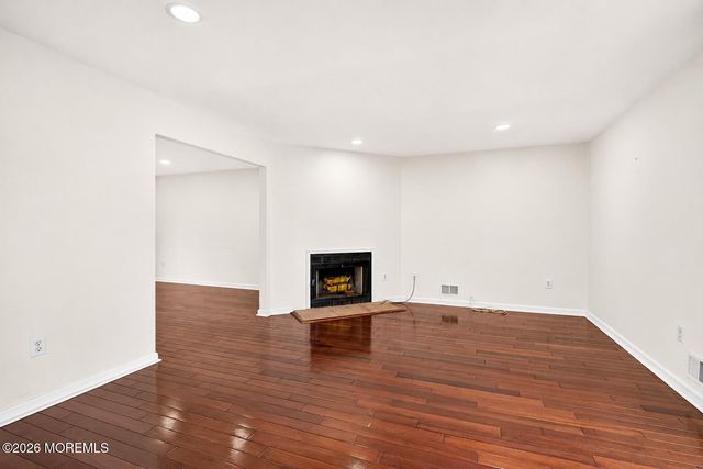 1 Cherry Creek Drive, Matawan, NJ 07747