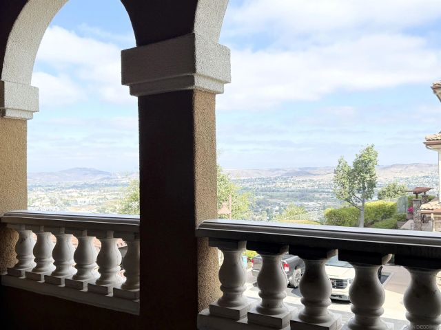 1412 Calabria, Santee, CA 92071