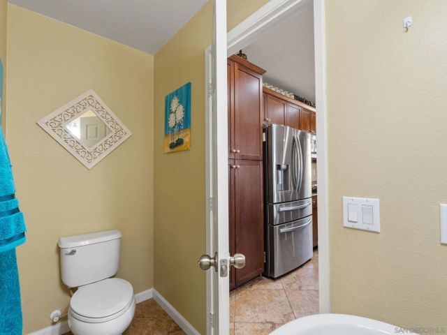1412 Calabria, Santee, CA 92071