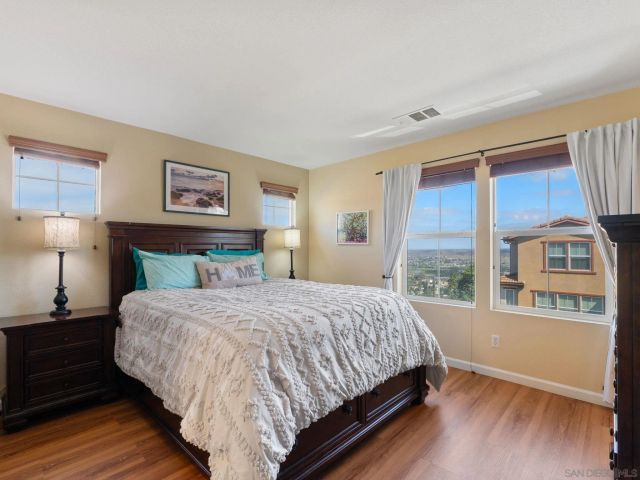 1412 Calabria, Santee, CA 92071