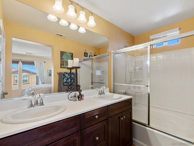 1412 Calabria, Santee, CA 92071