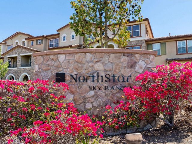 1412 Calabria, Santee, CA 92071