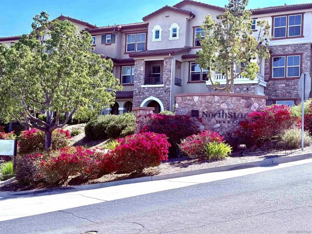 1412 Calabria, Santee, CA 92071