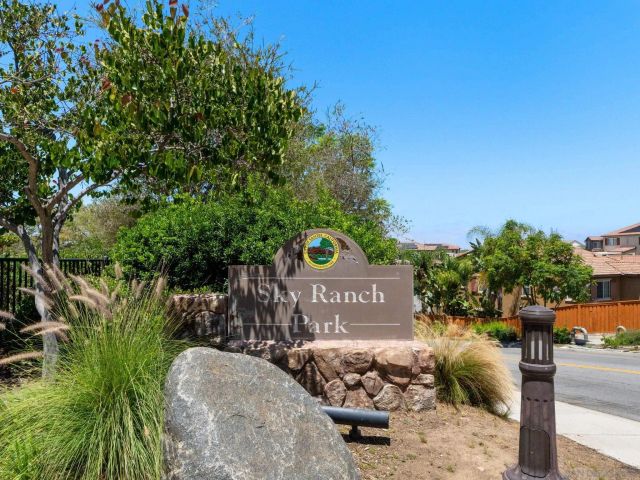 1412 Calabria, Santee, CA 92071