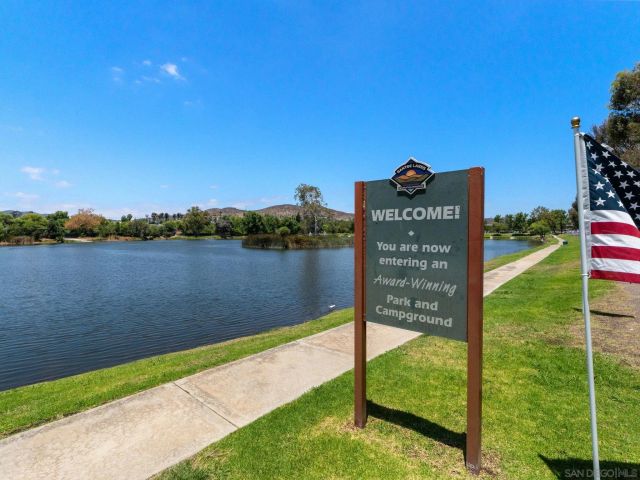 1412 Calabria, Santee, CA 92071