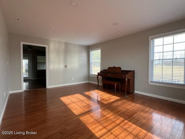 225 Donna Ave, Taylorsville, KY 40071