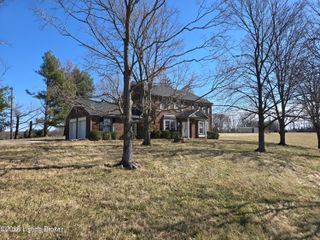 225 Donna Ave, Taylorsville, KY 40071