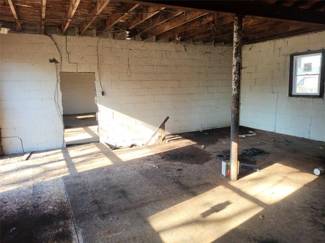 18 Hasbrouck Street, Newburgh, NY 12550