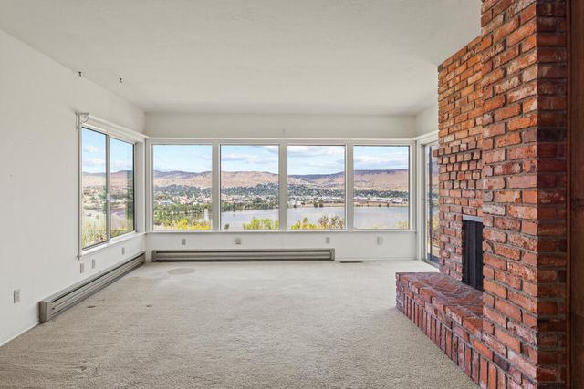 910 Laurel Street, Klamath Falls, OR 97601