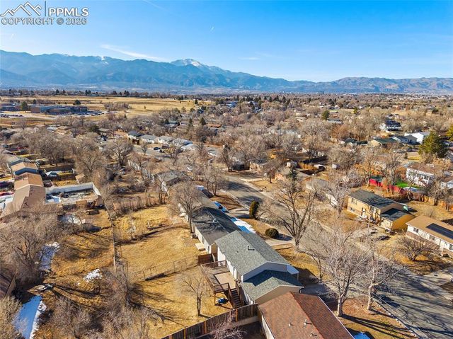 3675 Darkwood Place, Colorado Springs, CO 80910