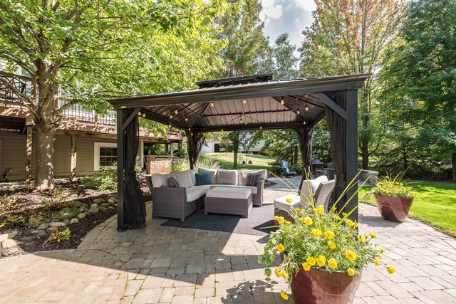 1257 Bicentennial Parkway, Pittsfield Charter Twp, MI 48108