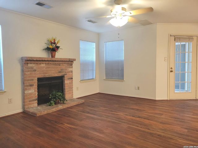 11610 Vance Jackson Rd Apt 633, San Antonio, TX 78230