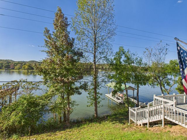 341 Clearwater Drive, Spring City, TN 37381