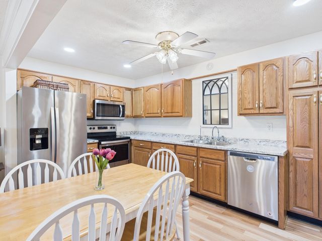 341 Clearwater Drive, Spring City, TN 37381