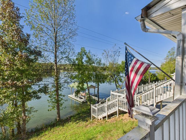 341 Clearwater Drive, Spring City, TN 37381