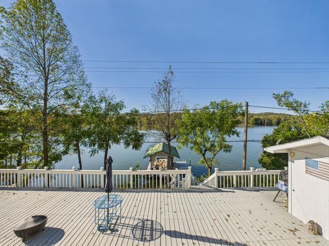 341 Clearwater Drive, Spring City, TN 37381