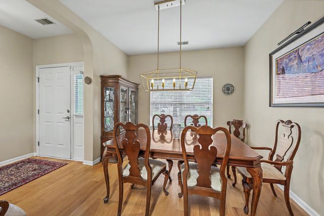 561 Pointe Of Oaks Road, Summerville, SC 29485