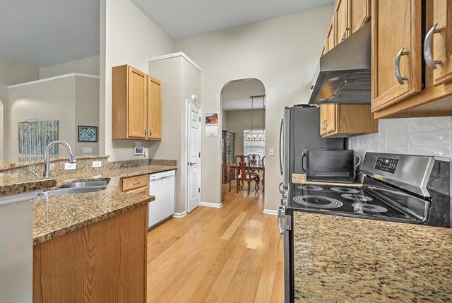 561 Pointe Of Oaks Road, Summerville, SC 29485