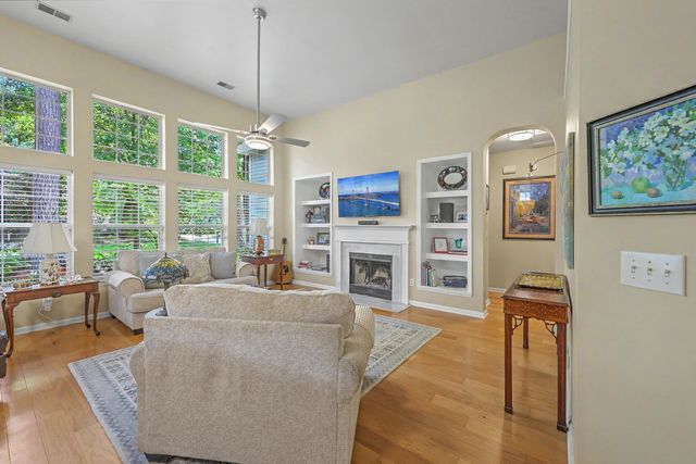 561 Pointe Of Oaks Road, Summerville, SC 29485