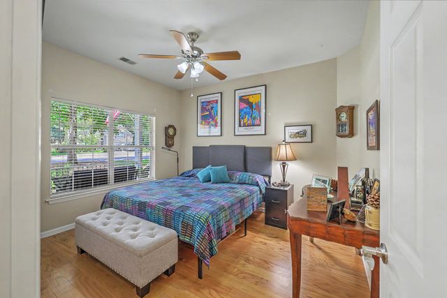 561 Pointe Of Oaks Road, Summerville, SC 29485