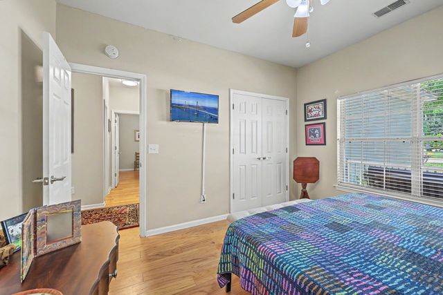 561 Pointe Of Oaks Road, Summerville, SC 29485