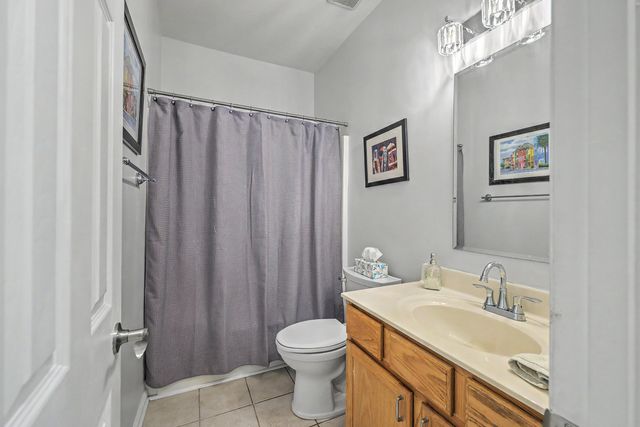 561 Pointe Of Oaks Road, Summerville, SC 29485