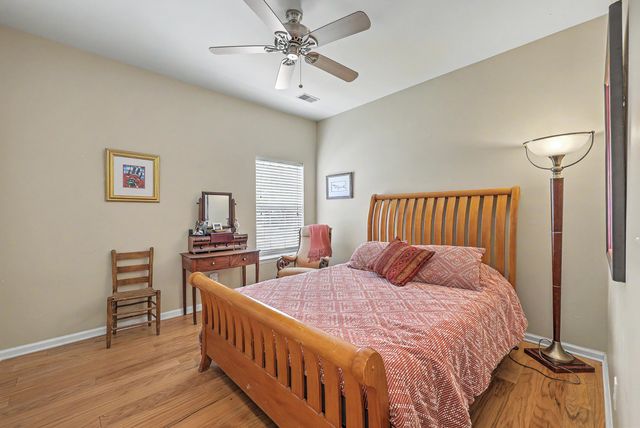 561 Pointe Of Oaks Road, Summerville, SC 29485