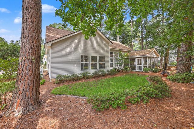 561 Pointe Of Oaks Road, Summerville, SC 29485