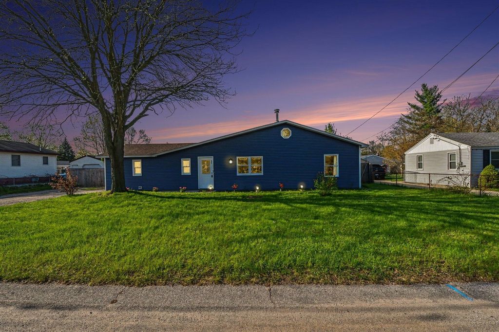 68 Nancy Street, Grand Rapids, MI 49548