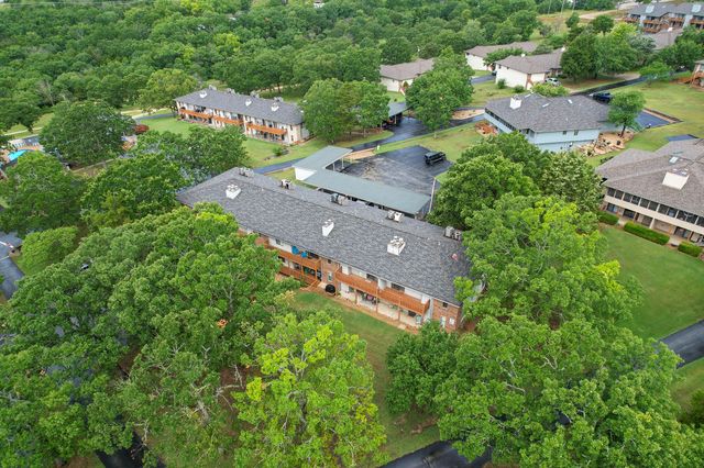 145 Starboard Drive 106, Kimberling City, MO 65686