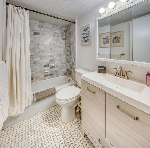 2565 S OCEAN Boulevard 1040, Palm Beach, FL 33480