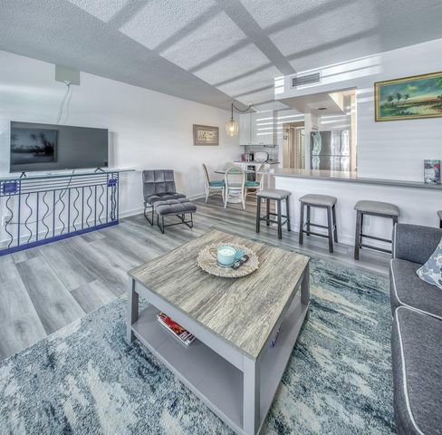2565 S OCEAN Boulevard 1040, Palm Beach, FL 33480