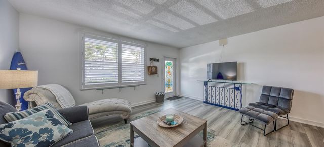 2565 S OCEAN Boulevard 1040, Palm Beach, FL 33480