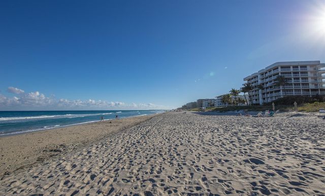 2565 S OCEAN Boulevard 1040, Palm Beach, FL 33480