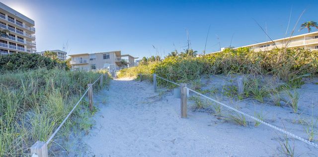 2565 S OCEAN Boulevard 1040, Palm Beach, FL 33480