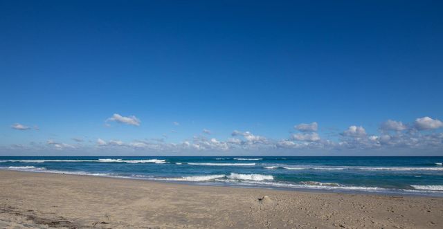 2565 S OCEAN Boulevard 1040, Palm Beach, FL 33480