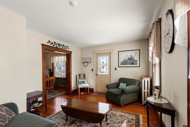 13 Lynnfield Street, Peabody, MA 01960